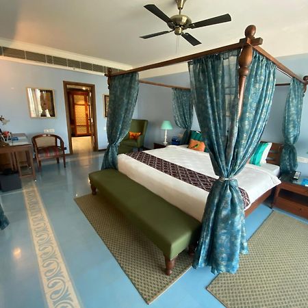 Namaste Dwaar - The Gateway To Rural India Hotel Khatauli Bagian luar foto